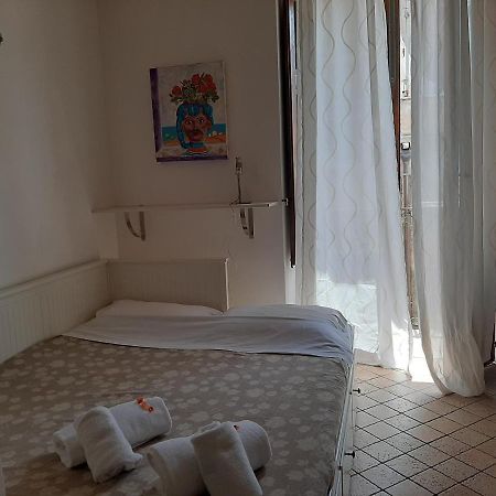 Monovano Centro Storico Κατάνια Εξωτερικό φωτογραφία